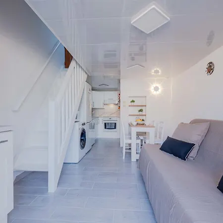 Santa Barbara-11 By Interhome *